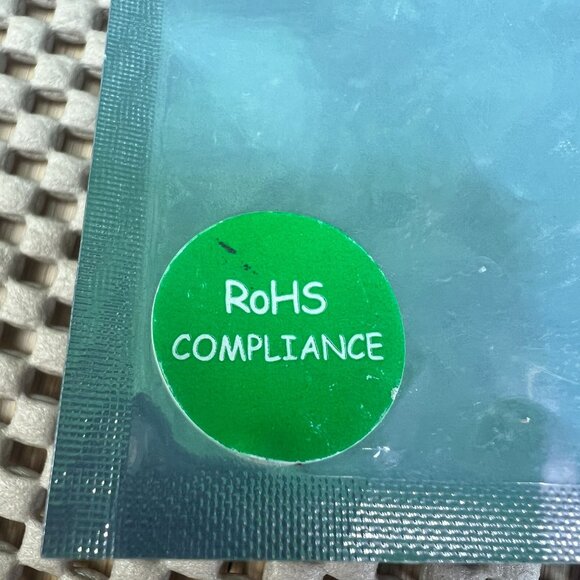 New Monoprice Mini Display Port To HDMI Adapter with Audio Support White NIB - Picture 7 of 7